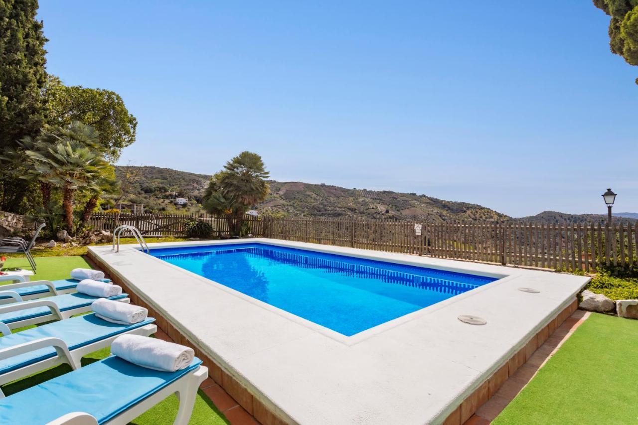 Villa Casa El Lagarillo con Piscina privada Alcaucín Exterior foto